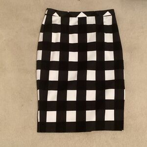 Banana Republic Monochrome Check Pencil Skirt